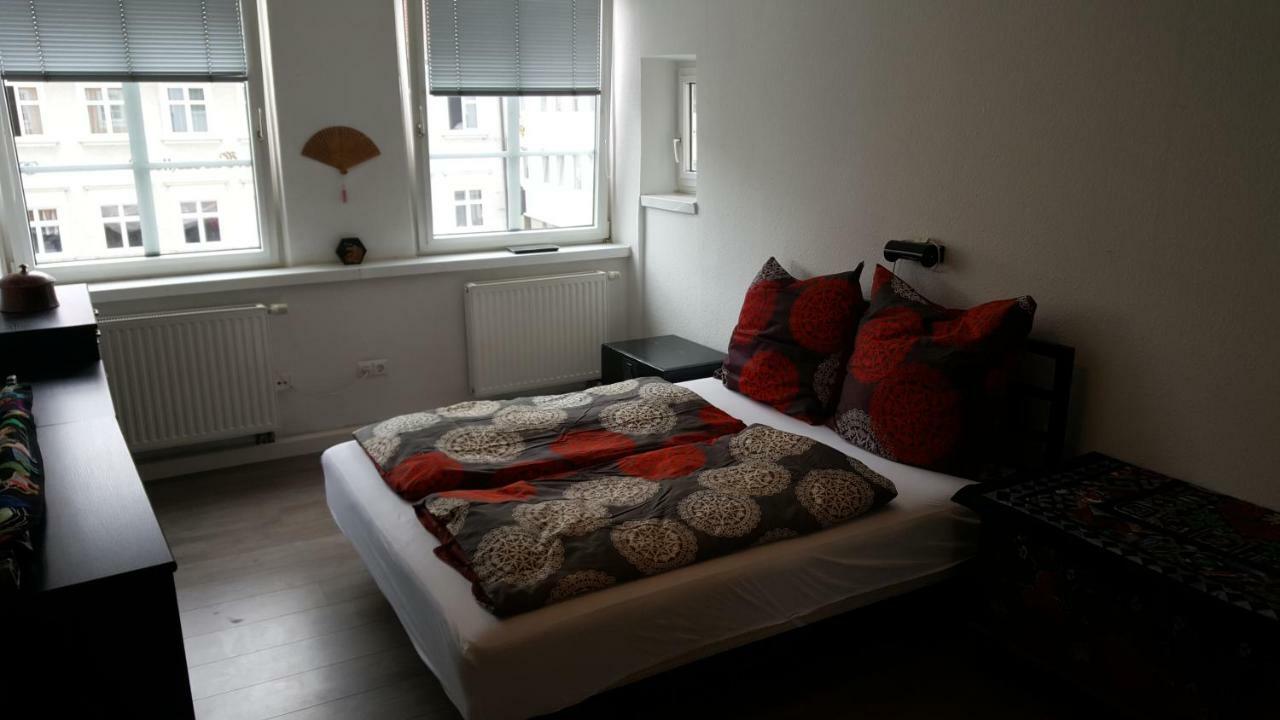 Marktplatz Ferienwohnung Guntzbourg Extérieur photo
